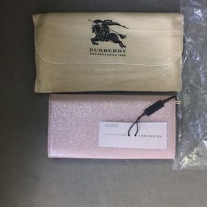 BURBERRY Patent Glitter Porter Wallet Pale Orchid